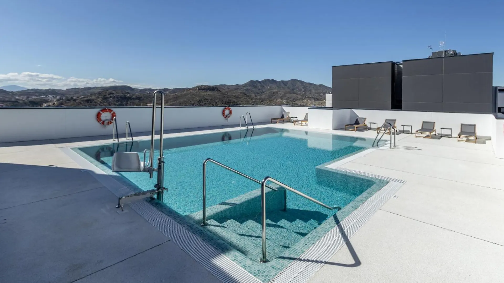 Apartament Malaga Skyline 2 Pool & Parking Free