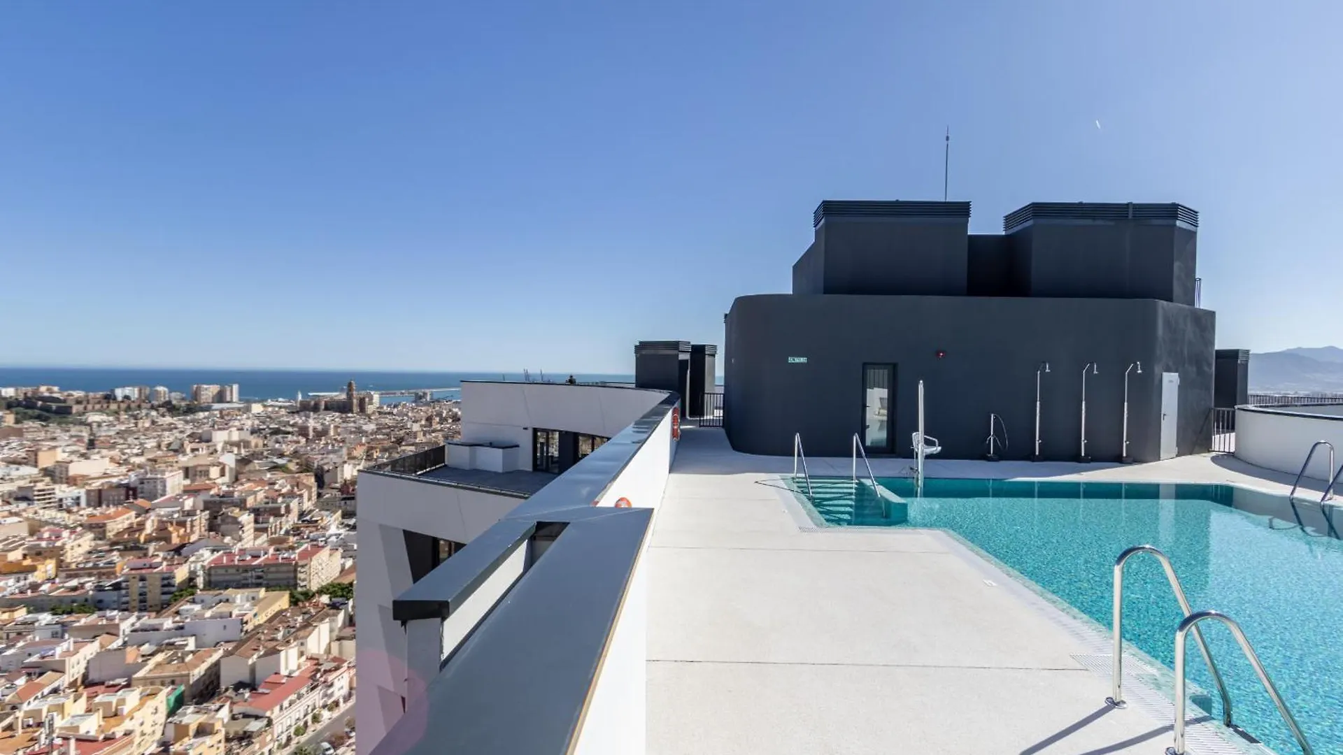 Malaga Skyline 2 Pool & Parking Free Lägenhet